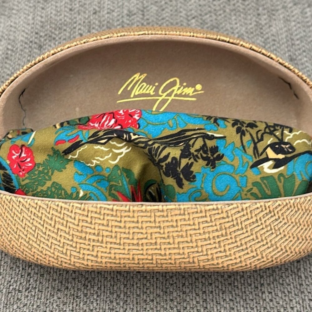 Maui Jim Sunglasses + Case & Pouch — Island Vibes Included - Picture 8 of 9